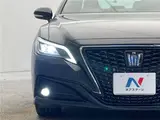 2019 Toyota Crown Hybrid G-Executive Black Sedan for sale, Japanese used car export - photo 10 of 30 | GULJI TRADERS