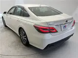 2019 Toyota Crown Hybrid S C Package Pearl Sedan for sale, Japanese used car export - photo 27 of 30 | GULJI TRADERS