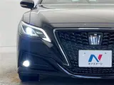 2019 Toyota Crown Hybrid S C Package Black Sedan for sale, Japanese used car export - photo 9 of 30 | GULJI TRADERS