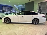 2019 Toyota Crown Hybrid RS Advance Pearl Sedan for sale, Japanese used car export - photo 26 of 30 | GULJI TRADERS