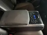 2019 Toyota Crown Hybrid G Executive Pearl Sedan for sale, Japanese used car export - photo 18 of 18 | GULJI TRADERS