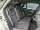 2019 Toyota Crown Hybrid G-Executive Four Pearl Sedan for sale, Japanese used car export - photo 25 of 76 | GULJI TRADERS