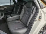 2019 Toyota Crown Hybrid G-Executive Four Pearl Sedan for sale, Japanese used car export - photo 43 of 76 | GULJI TRADERS