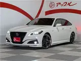 2019 Toyota Crown Hybrid G-Executive Four Pearl Sedan for sale, Japanese used car export - photo 69 of 76 | GULJI TRADERS