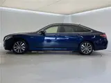 2019 Toyota Crown Hybrid S C Package Blue Sedan for sale, Japanese used car export - photo 29 of 30 | GULJI TRADERS