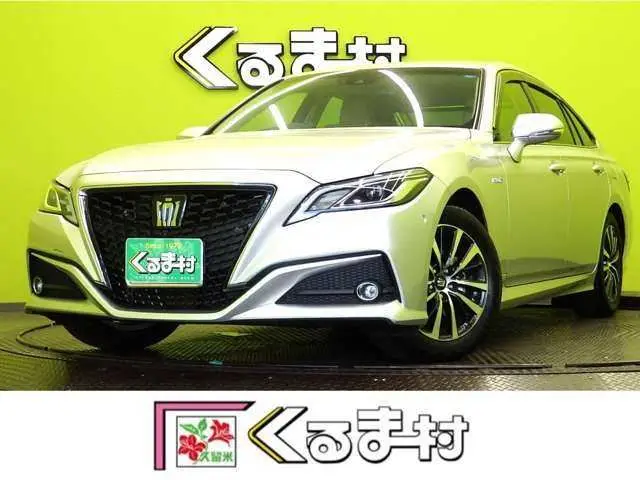 2019 Toyota Crown Hybrid SC Package Silver Sedan for sale, Japanese used car export - photo 1 of 50 | GULJI TRADERS