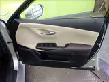 2019 Toyota Crown Hybrid SC Package Silver Sedan for sale, Japanese used car export - photo 23 of 50 | GULJI TRADERS