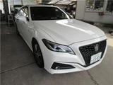 2019 Toyota Crown Hybrid Sedan for sale, Japanese used car export - photo 1 of 54 | GULJI TRADERS