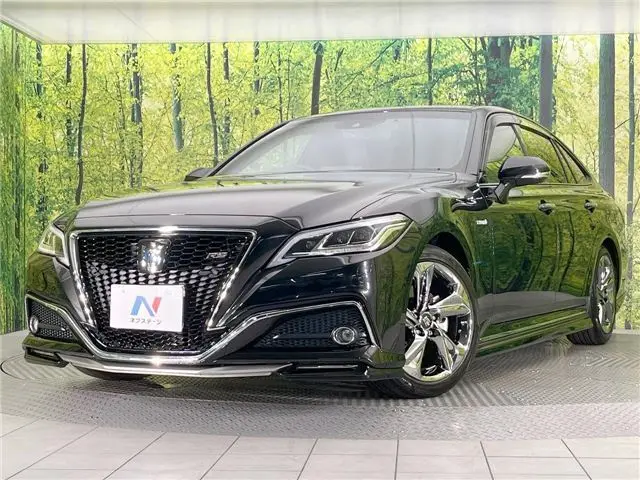 2019 Toyota Crown Hybrid RS Advance Black Sedan for sale, Japanese used car export - photo 1 of 30 | GULJI TRADERS
