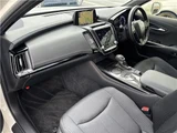 2019 Toyota Crown Hybrid Sedan for sale, Japanese used car export - photo 37 of 47 | GULJI TRADERS