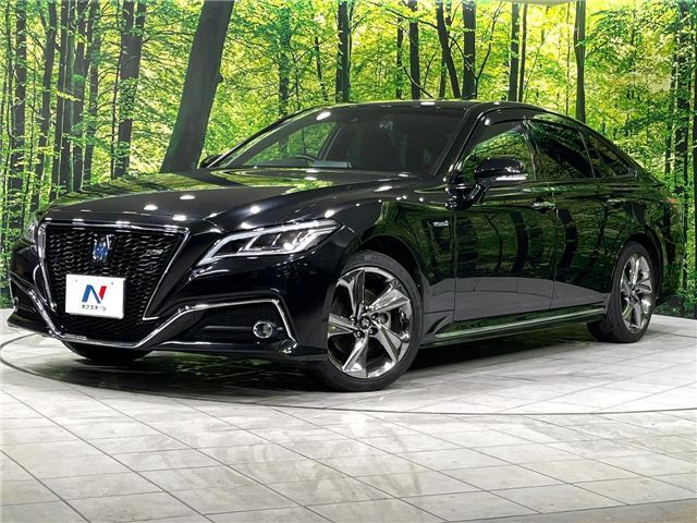 2019 Toyota Crown Hybrid RS Four - photo 1 2019 Toyota Crown Hybrid RS Four Sedan for sale, Japanese used car export - photo 1 of 30 | GULJI TRADERS
