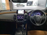 2019 Toyota Crown Hybrid S Four Sedan for sale, Japanese used car export - photo 2 of 50 | GULJI TRADERS