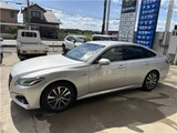 2019 Toyota Crown Hybrid S Sedan for sale, Japanese used car export - photo 8 of 13 | GULJI TRADERS