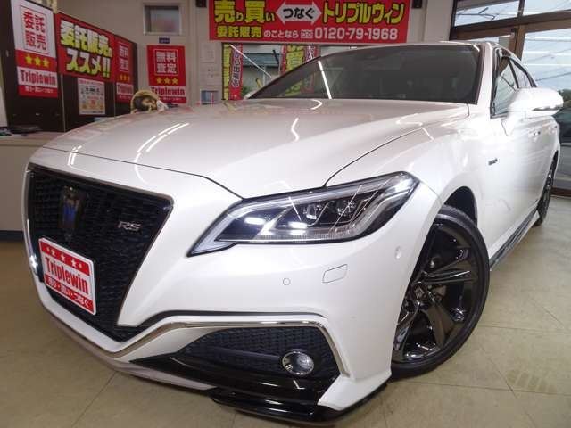 2019 Toyota Crown Hybrid Sedan for sale, Japanese used car export - photo 1 of 51 | GULJI TRADERS