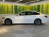 2019 Toyota Crown Hybrid Sedan for sale, Japanese used car export - photo 16 of 30 | GULJI TRADERS