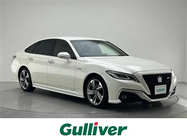 2019 Toyota Crown Hybrid RS Advance - photo 1 2019 Toyota Crown Hybrid RS Advance Pearl Sedan for sale, Japanese used car export - photo 1 of 24 | GULJI TRADERS