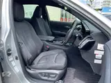 2019 Toyota Crown Hybrid S Four 4WD Silver Sedan for sale, Japanese used car export - photo 18 of 24 | GULJI TRADERS