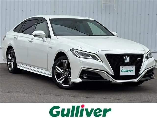 2019 Toyota Crown Hybrid RS Four 4WD - photo 1 2019 Toyota Crown Hybrid RS Four 4WD Pearl Sedan for sale, Japanese used car export - photo 1 of 24 | GULJI TRADERS