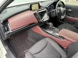 2019 Toyota Crown Hybrid RS Four 4WD Pearl Sedan for sale, Japanese used car export - photo 14 of 24 | GULJI TRADERS