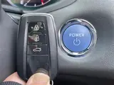 2019 Toyota Crown Hybrid RS Advance Pearl Sedan for sale, Japanese used car export - photo 18 of 24 | GULJI TRADERS