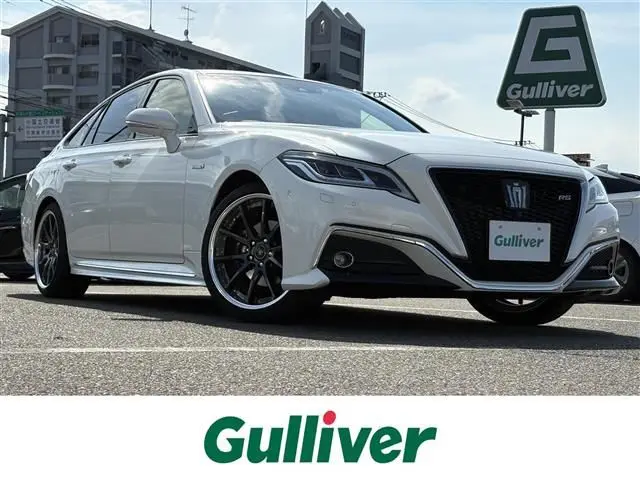 2019 Toyota Crown Hybrid RS Advance - photo 1 2019 Toyota Crown Hybrid RS Advance Pearl Sedan for sale, Japanese used car export - photo 1 of 24 | GULJI TRADERS