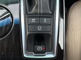 2019 Toyota Crown Hybrid G Sedan for sale, Japanese used car export - photo 20 of 24 | GULJI TRADERS