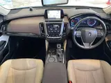 2019 Toyota Crown Hybrid G-Executive Four 4WD Pearl Sedan for sale, Japanese used car export - photo 5 of 24 | GULJI TRADERS