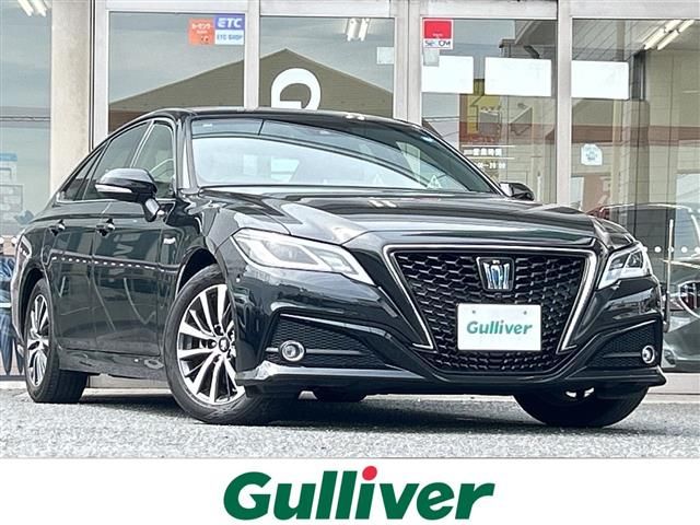 2019 Toyota Crown Hybrid S Sedan for sale, Japanese used car export - photo 1 of 23 | GULJI TRADERS