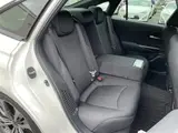 2019 Toyota Crown Hybrid RS Pearl Sedan for sale, Japanese used car export - photo 18 of 24 | GULJI TRADERS