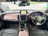 2019 Toyota Crown Hybrid RS Sedan for sale, Japanese used car export - photo 5 of 24 | GULJI TRADERS