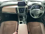 2019 Toyota Crown Hybrid RS Advance Pearl Sedan for sale, Japanese used car export - photo 5 of 24 | GULJI TRADERS