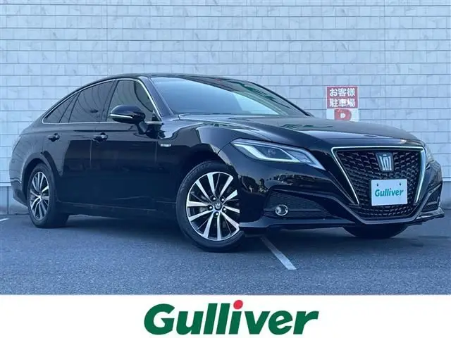 2019 Toyota Crown Hybrid S C Package - photo 1 2019 Toyota Crown Hybrid S C Package Black Sedan for sale, Japanese used car export - photo 1 of 24 | GULJI TRADERS