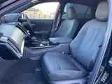 2019 Toyota Crown Hybrid S C Package Black Sedan for sale, Japanese used car export - photo 21 of 24 | GULJI TRADERS