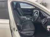 2019 Toyota Crown Hybrid RS Pearl Sedan for sale, Japanese used car export - photo 11 of 24 | GULJI TRADERS