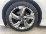 2019 Toyota Crown Hybrid RS Pearl Sedan for sale, Japanese used car export - photo 17 of 24 | GULJI TRADERS