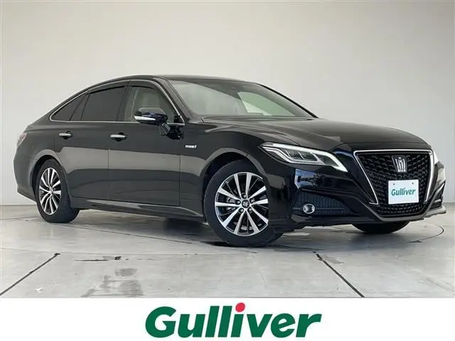 2019 Toyota Crown Hybrid G - photo 1 2019 Toyota Crown Hybrid G Black Sedan for sale, Japanese used car export - photo 1 of 24 | GULJI TRADERS