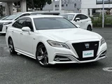 2019 Toyota Crown Hybrid RS Sedan for sale, Japanese used car export - photo 1 of 24 | GULJI TRADERS