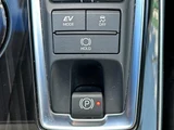 2019 Toyota Crown Hybrid S Sedan for sale, Japanese used car export - photo 19 of 24 | GULJI TRADERS