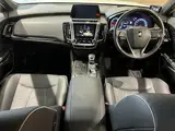 2019 Toyota Crown Hybrid Hybrid 2.5 RS Advance Non-smoking car Panoramic Pearl Sedan for sale, Japanese used car export - photo 3 of 10 | GULJI TRADERS