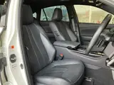 2019 Toyota Crown Hybrid Hybrid 2.5 G Easy Closer! Rear Sunscreen Pearl Sedan for sale, Japanese used car export - photo 4 of 10 | GULJI TRADERS