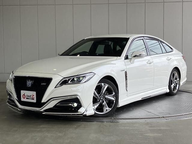 2019 Toyota Crown Hybrid Hybrid 2.5 RS Sedan for sale, Japanese used car export - photo 1 of 10 | GULJI TRADERS