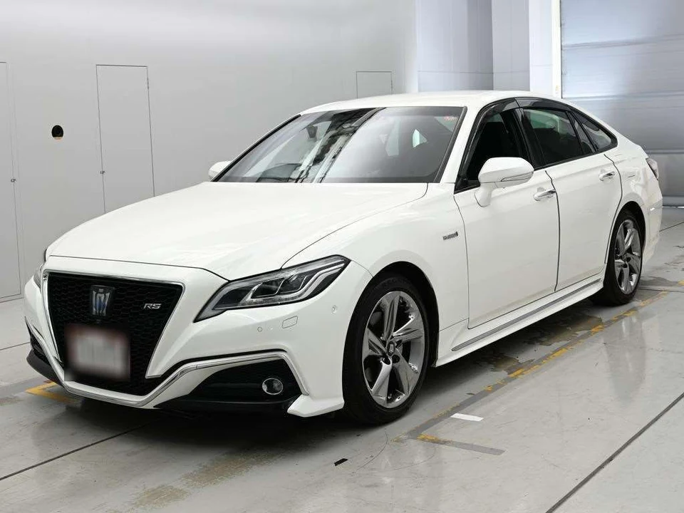2019 Toyota Crown Hybrid Sedan for sale, Japanese used car export - photo 1 of 12 | GULJI TRADERS