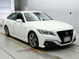 2019 Toyota Crown Hybrid Sedan for sale, Japanese used car export - photo 5 of 12 | GULJI TRADERS