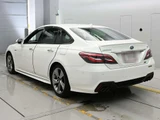 2019 Toyota Crown Hybrid Sedan for sale, Japanese used car export - photo 6 of 12 | GULJI TRADERS