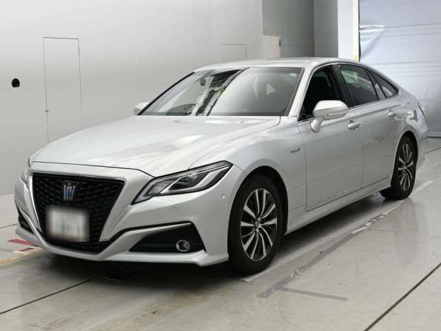 2019 Toyota Crown Hybrid S Sedan for sale, Japanese used car export - photo 1 of 12 | GULJI TRADERS