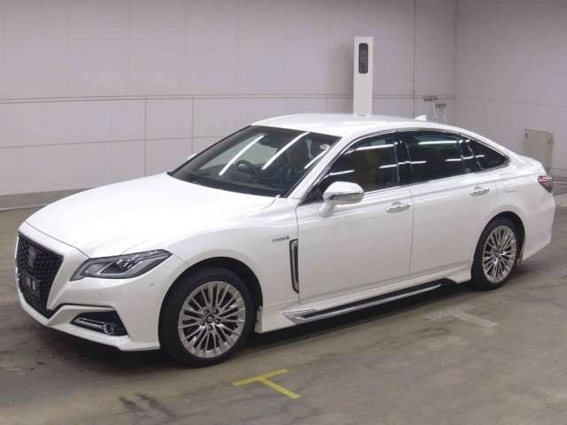 2019 Toyota Crown Hybrid S Four Sedan for sale, Japanese used car export - photo 1 of 6 | GULJI TRADERS