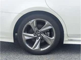 2019 Toyota Crown Hybrid RS Sedan for sale, Japanese used car export - photo 30 of 50 | GULJI TRADERS