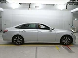 2019 Toyota Crown Hybrid S Sedan for sale, Japanese used car export - photo 3 of 12 | GULJI TRADERS