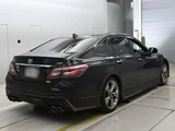 2019 Toyota Crown Hybrid RS Sedan for sale, Japanese used car export - photo 2 of 12 | GULJI TRADERS