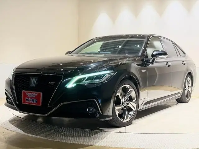 2019 Toyota Crown Hybrid RS Advance - photo 1 2019 Toyota Crown Hybrid RS Advance Black Sedan for sale, Japanese used car export - photo 1 of 24 | GULJI TRADERS